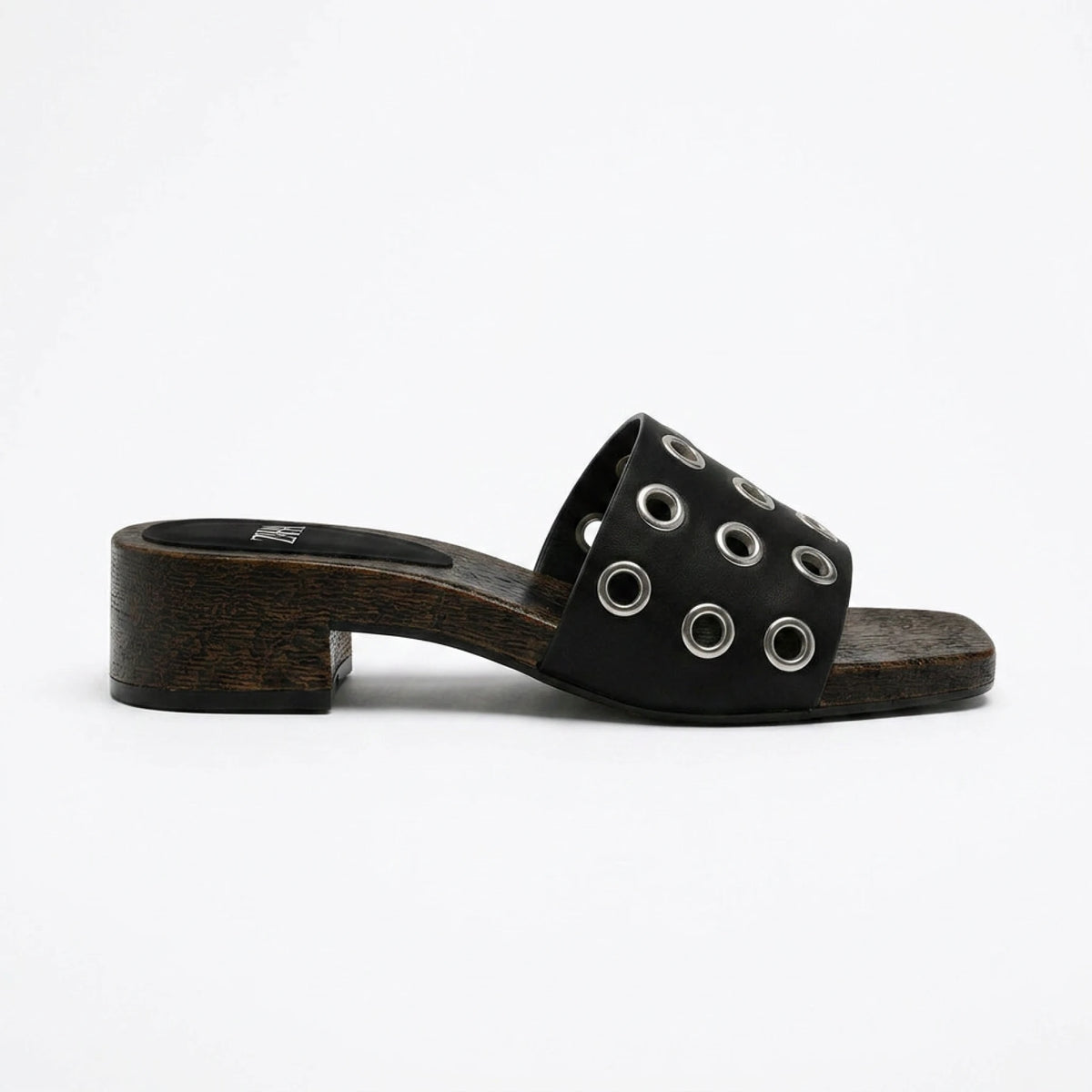 Open Slippers — 1 cm Heel